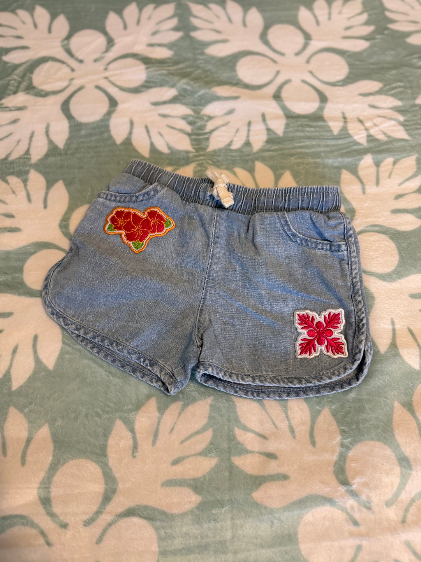 Tita patch shorts light wash