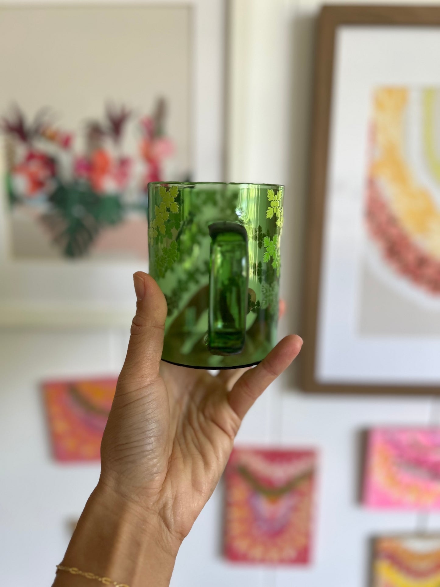 Green lei kuiki glass mug