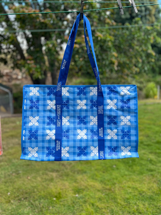 Blue palaka quilt jet set