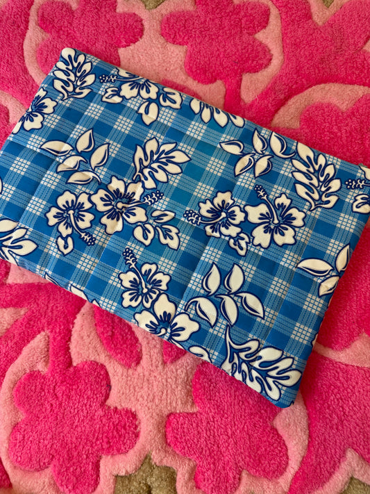 Blue quilted lap top case