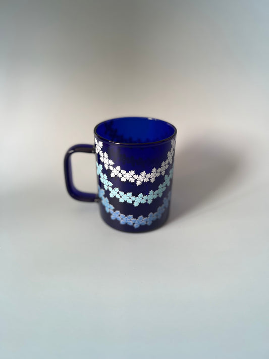Blue lei kuiki glass mug