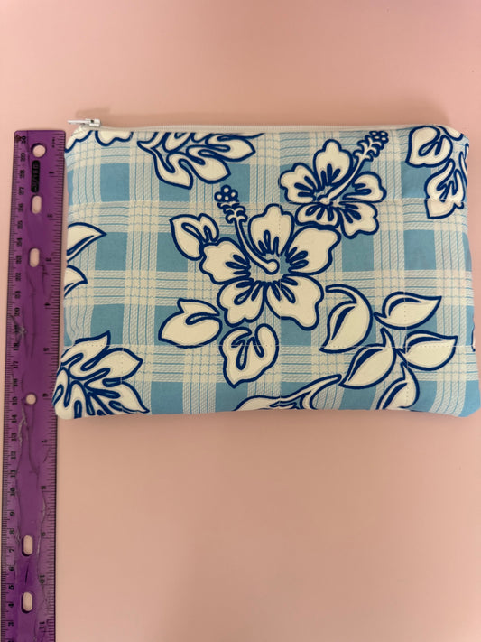 Blue mini quilted pouch