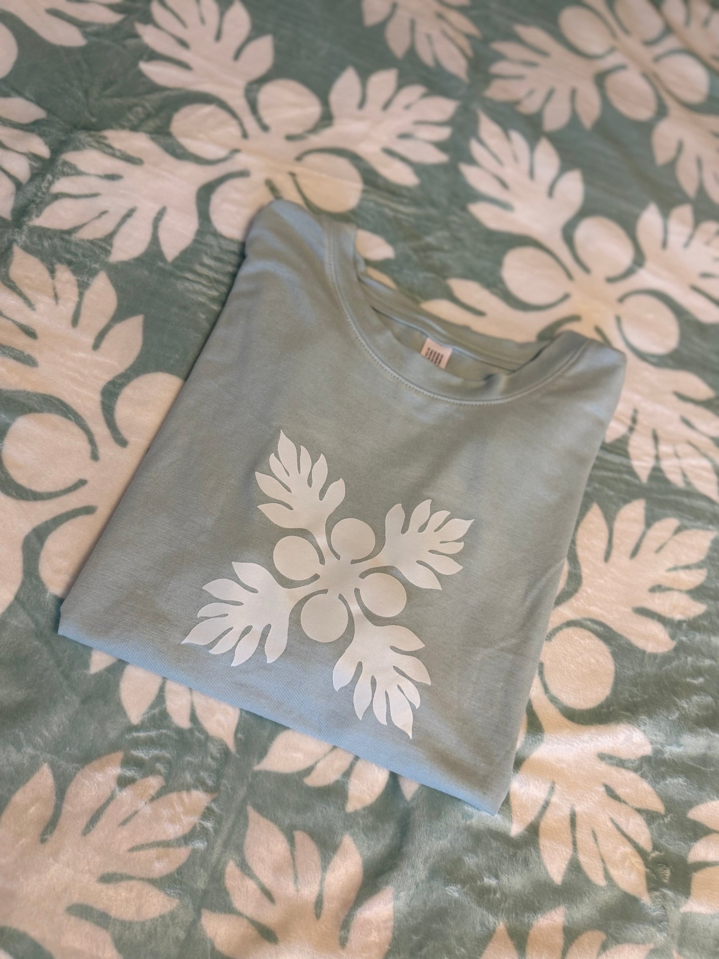 Seafoam kuiki tee