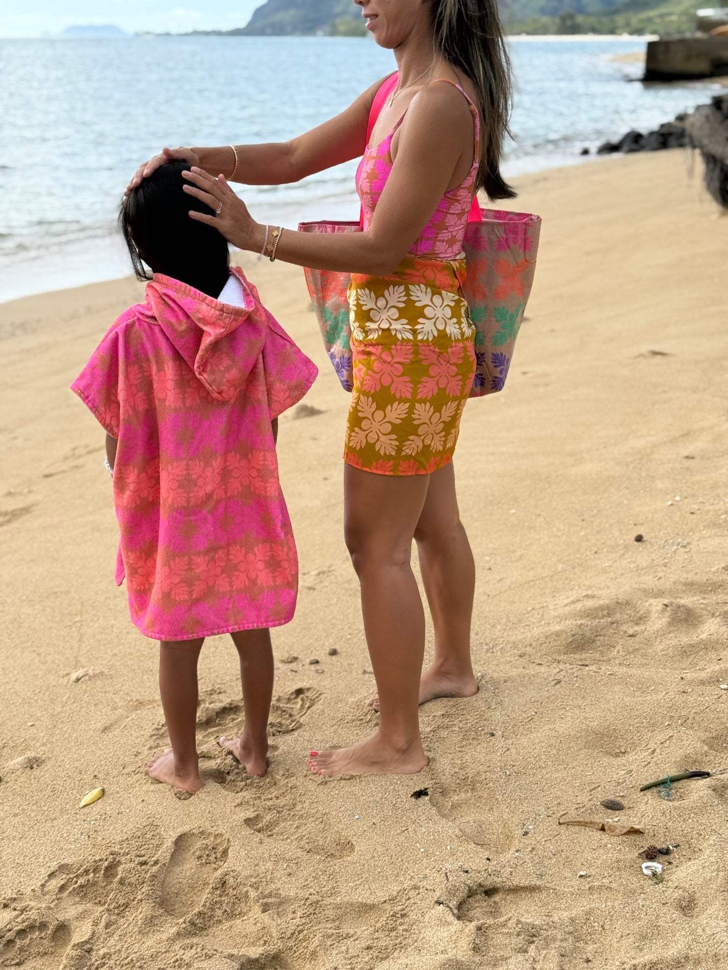 Keiki hoodie towel