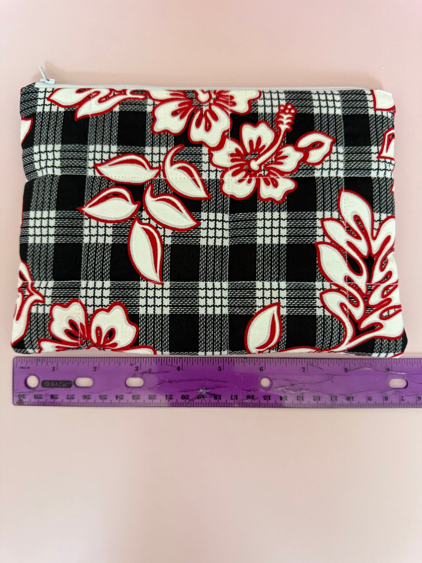 Black mini quilt pouch