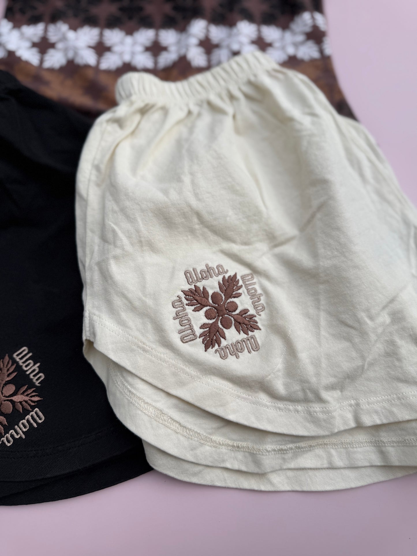 Cream aloha shorts